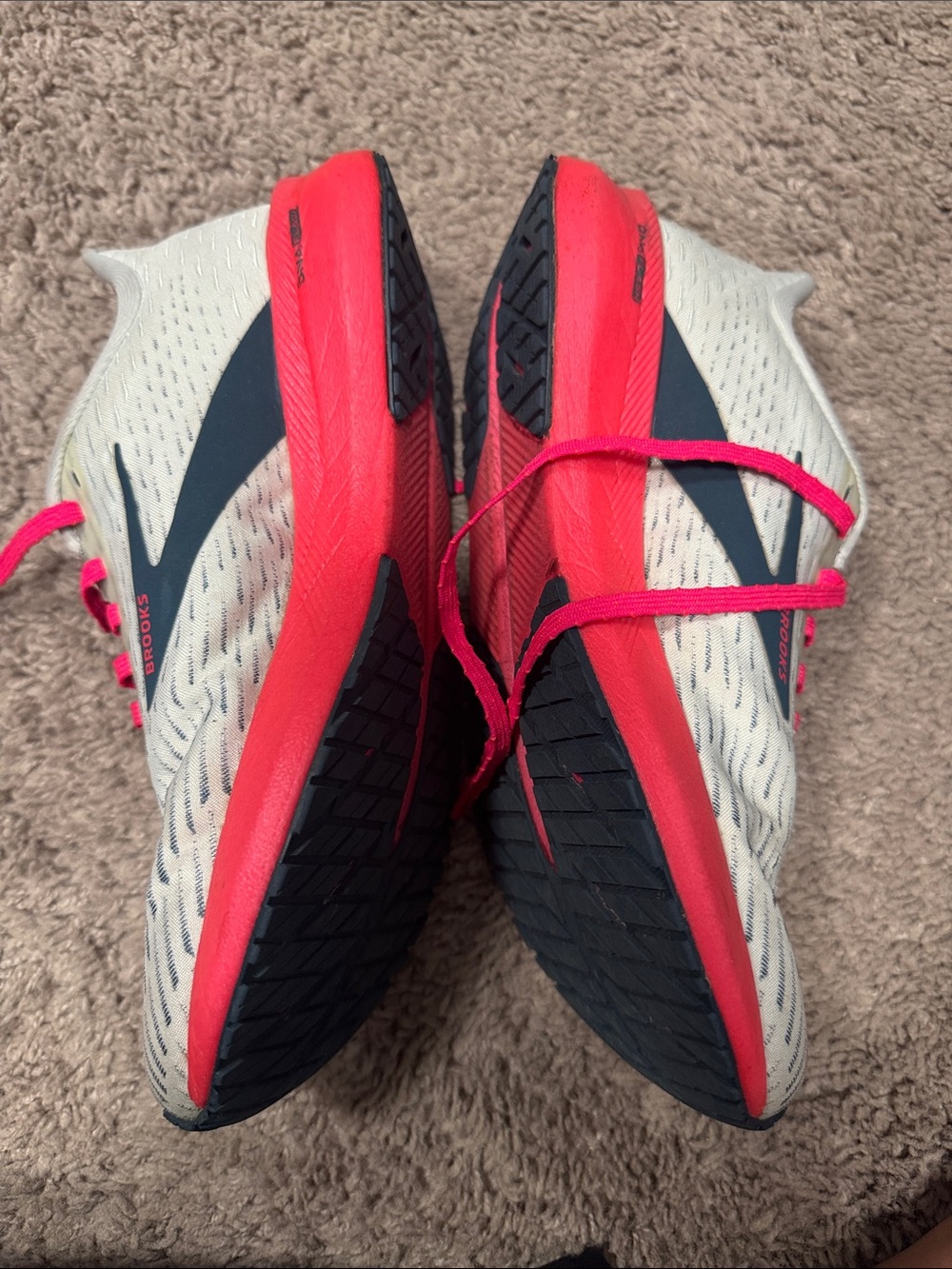 Brooks Women's Running Shoes in Gray and Hot Pink - Picture 4 of 5
